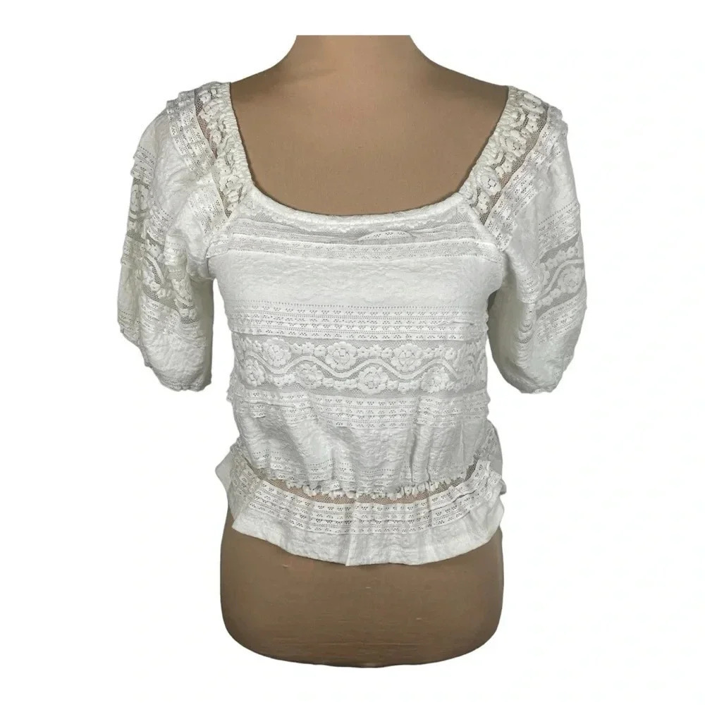 🤍Altar'd State Lace Puffy‎ White Sleeved Boho Crop Top Small NWT